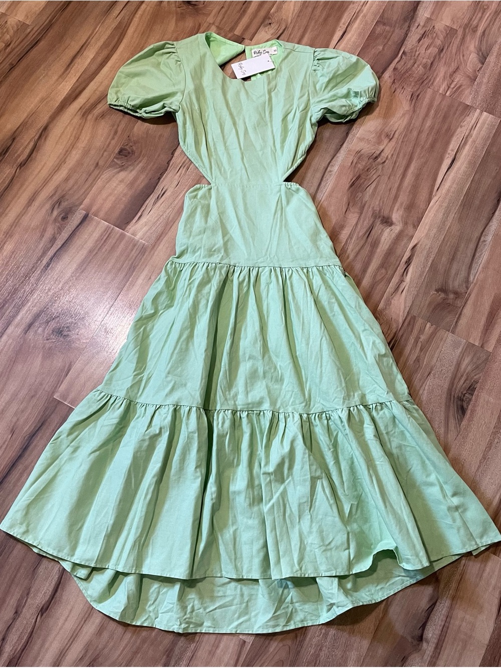 NWT Ruby Sees Green Cut Out Open Back Tiered Midi Dress Puff Sleeve Cottagecore